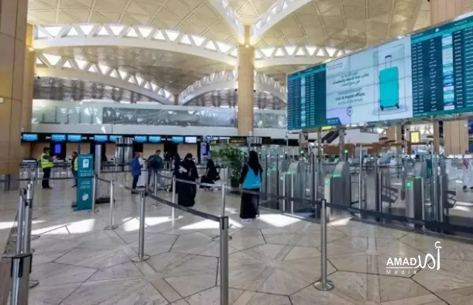 الطيران السعودي: مقتل 3 سعوديين في هجومين للحوثيين على مطار الملك خالد بالرياض