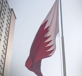 أمير قطر يعرب عن استعداد بلاده لدعم إدراج لبنان باتفاق الهدنة بين أمريكا وإيران