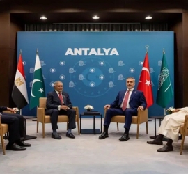 مصر تعمل على وضع خطة سلام دائم بين أمريكا وإيران ضمن الآلية الرباعية