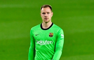 تير شتيجن يُعقّد حسابات برشلونة ويوافق على الرحيل بشروطه الخاصة