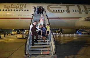 الإمارات تعلن تنفيذها إجلاءً عاجلاً لـ252 مصاباً ومرافقاً من غزة إلى أبو ظبي