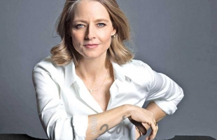 نجوم هوليوود يعيدون تعريف مشاهد الرومانسية