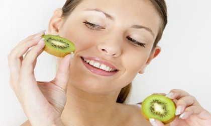 فاكهة غير متوقعة تمنع الشيخوخة وأمراض العيون