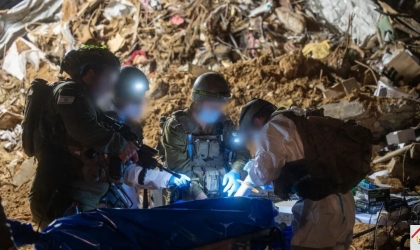 قناة عبرية: الشاباك يكشف تفاصيل جديدة حول إعادة جثة الرهينة غويلي